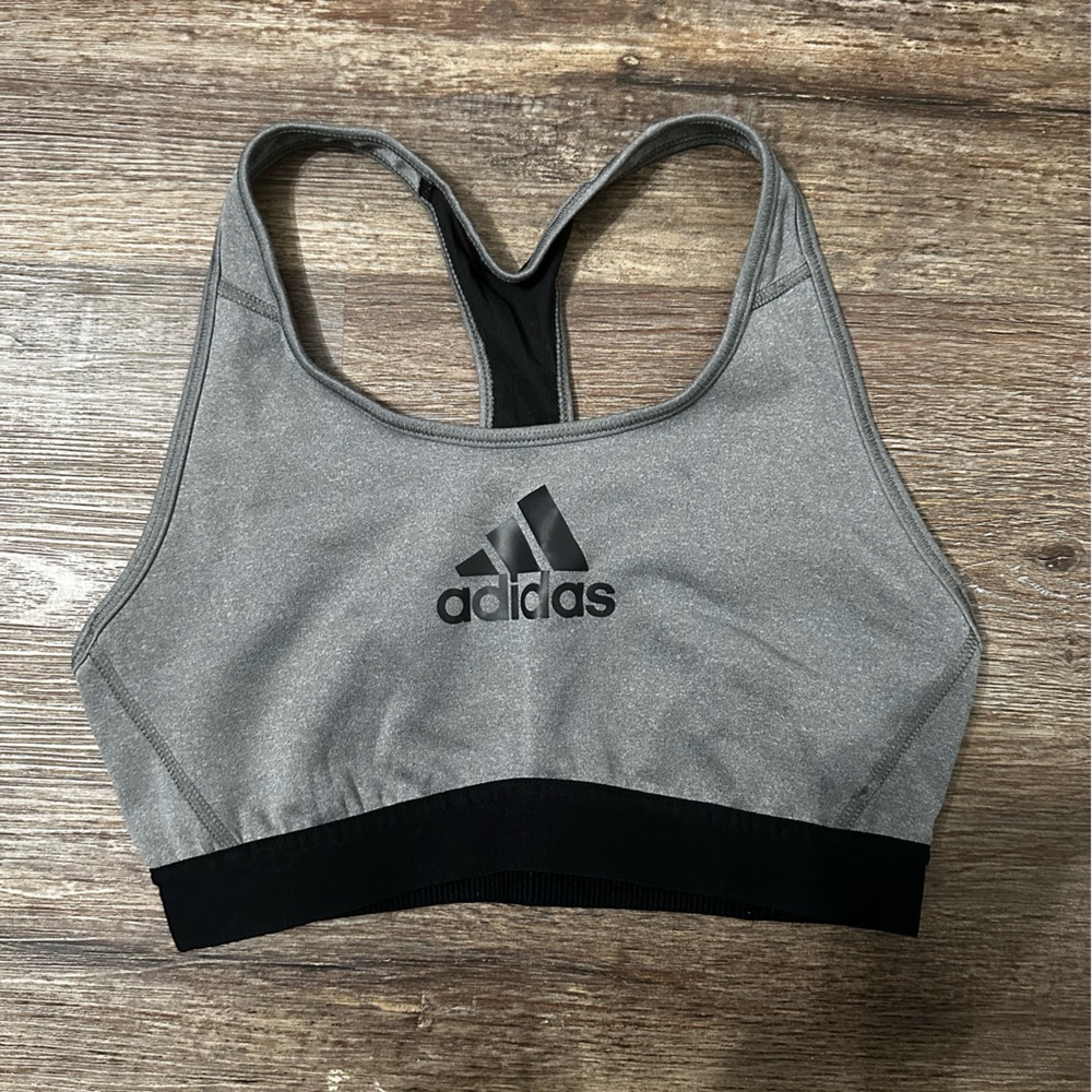Adidas Sportsbra, size medium